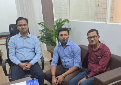 Doctor-with-happy-indian-patients
