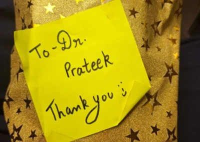Patient-thanking-doctor